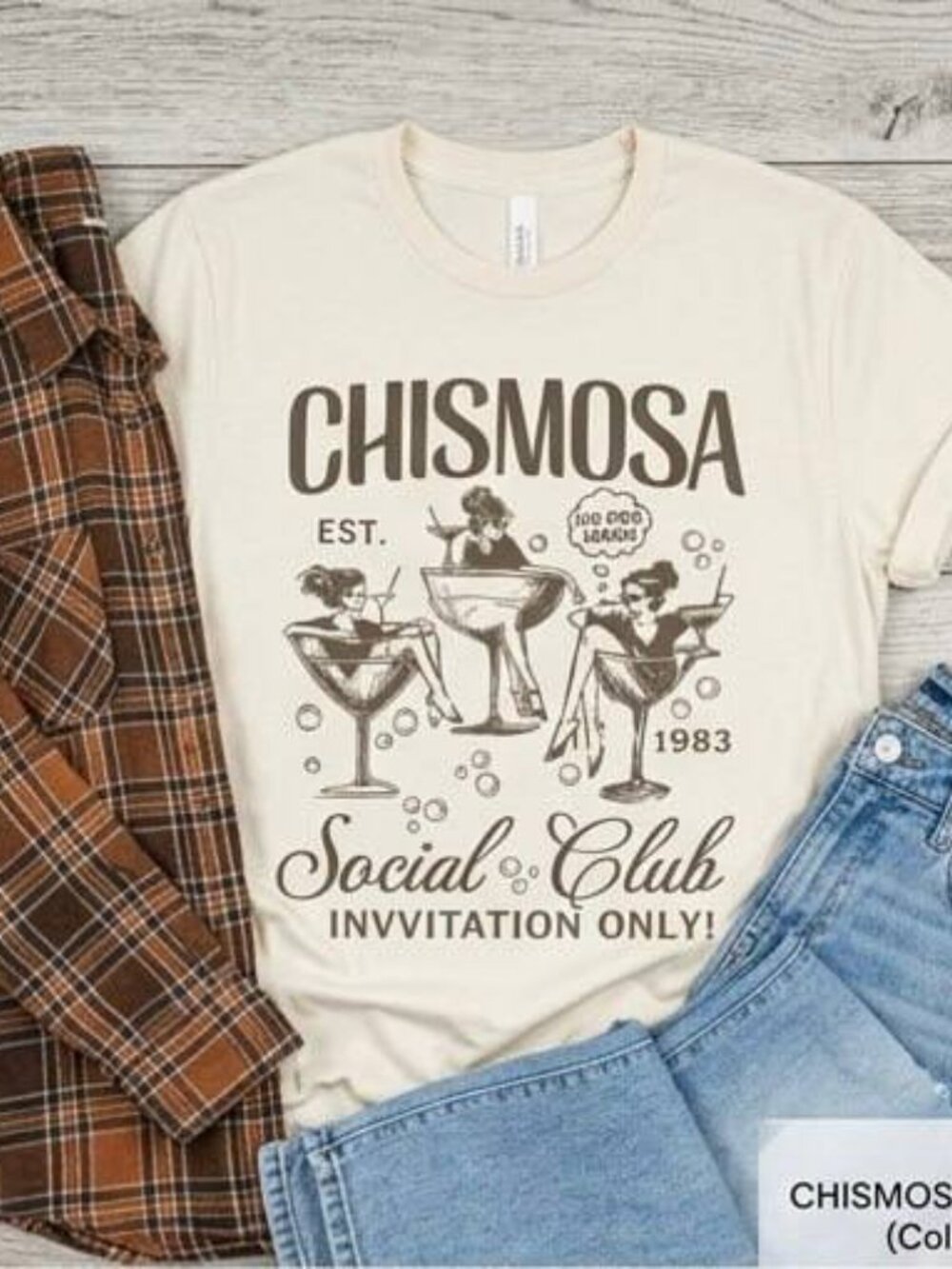 Chismosa Social Club Latina Graphic Tee - Picture 2 of 5